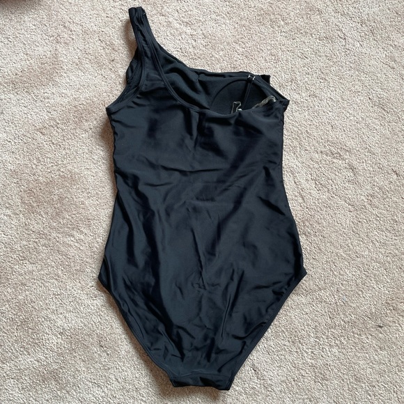 One shoulder strap with bow tie one piece - Picture 2 of 6